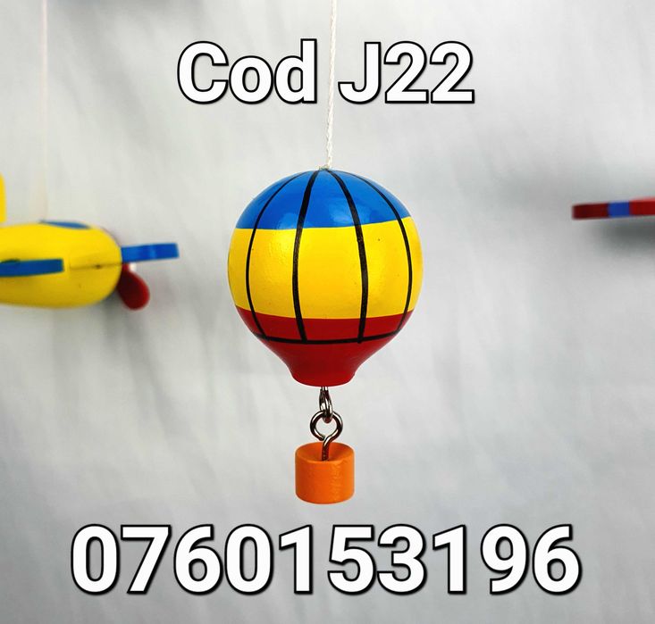 Carusel mobil din lemn cu Avioane, Balon-Pt patut la bebelusi - J22