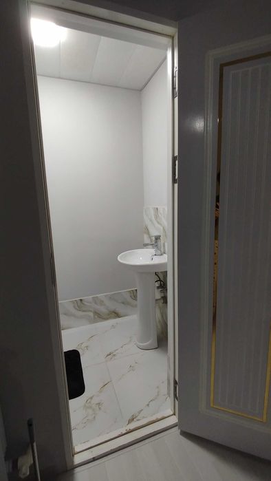 Uy sotiladi navastroyka 3 xonali