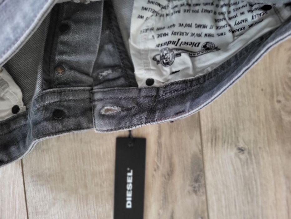 Мъжки дънки diesel 28/30 оригинал