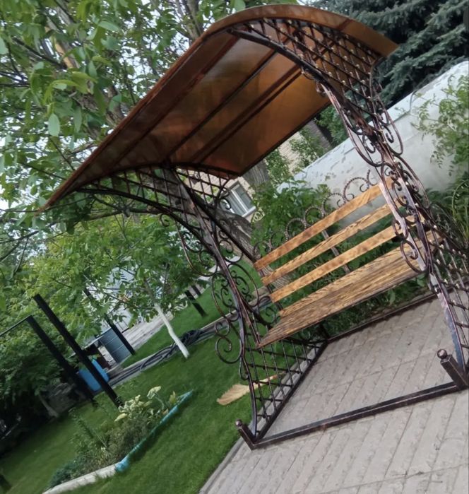 Качелья садовый