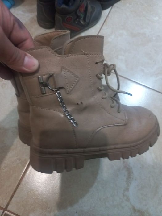 Отдам даром сапоги,етік