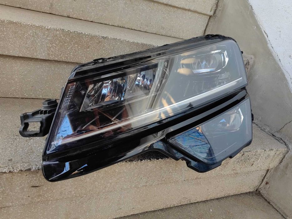 Фар Skoda Karoq LED ляв / Фар Шкода Карок Оригинален