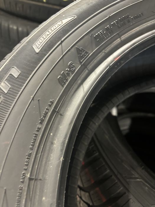 Set iarna anvelope 215/60/17 M+S impecabile duster