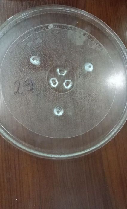 Тарелки для микроволновки разные