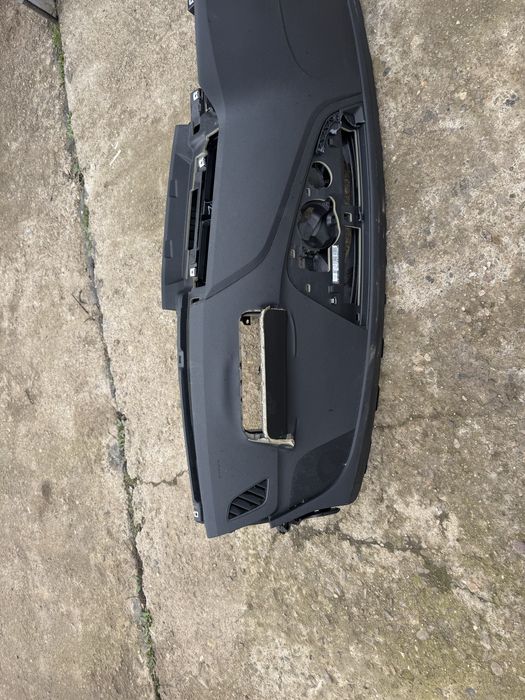 Арматурно тало за Ауди/Audi-A4 b9/B9