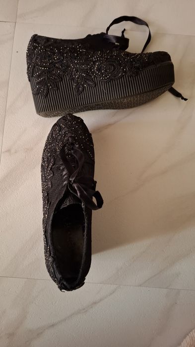 Обувки 38 номер 60лв