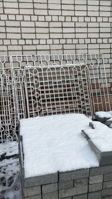 Продам металлические решётки. Б/у.
