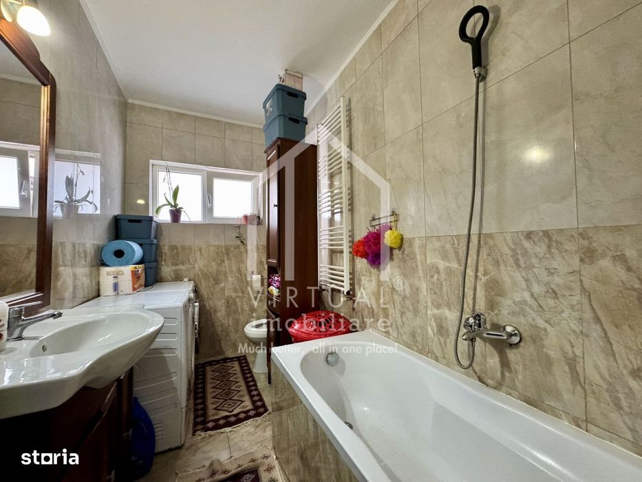 Apartament cu 3 camere, decomandat, 83mp utili, balcon 12mp, Selimbar