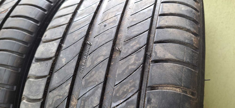 Jante aliaj DEZENT + pneuri Michelin Primacy 4