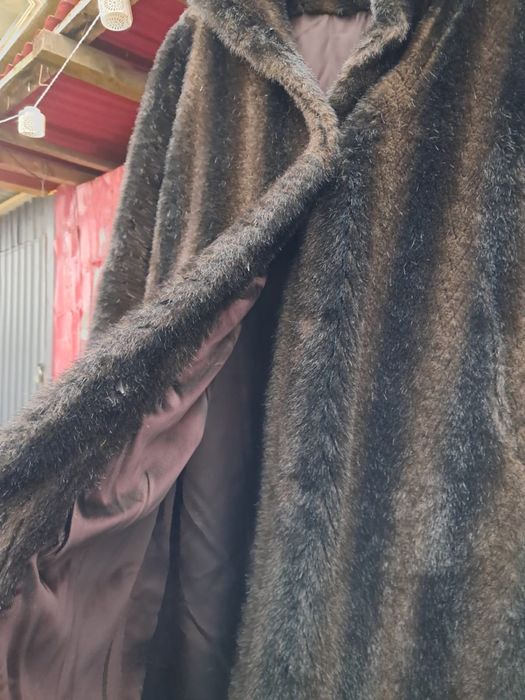 Vand palton blană naturală de nutrie