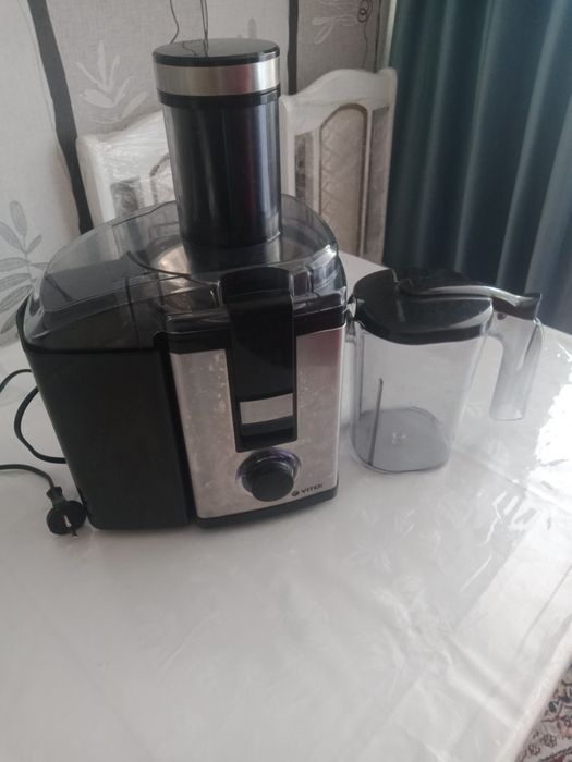 Продам Соковыжималка