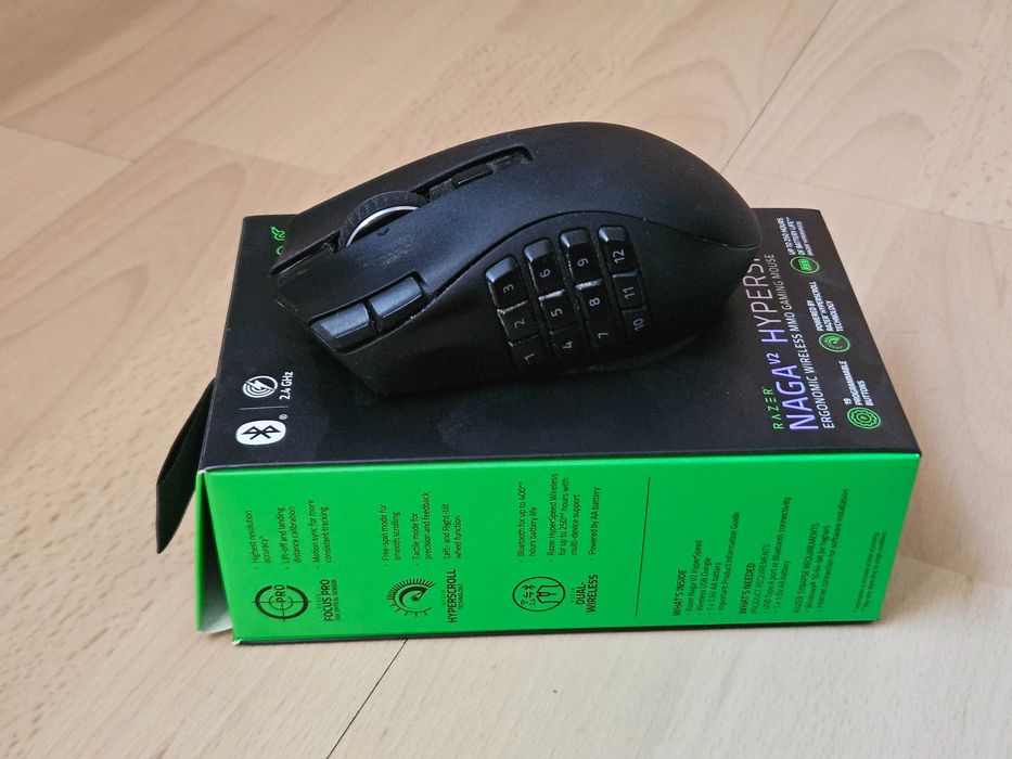 Mouse Naga V2 Hyperspeed
