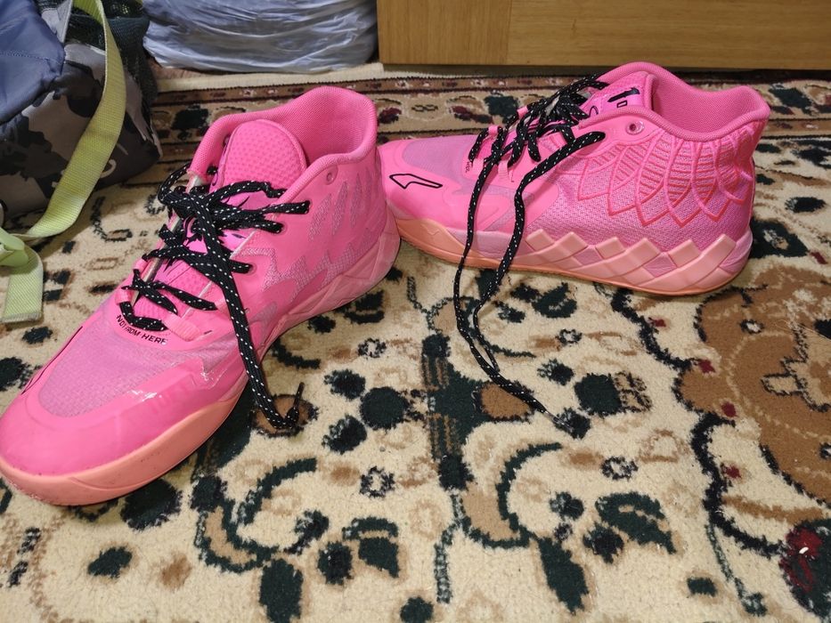 кросовки Puma MB.01