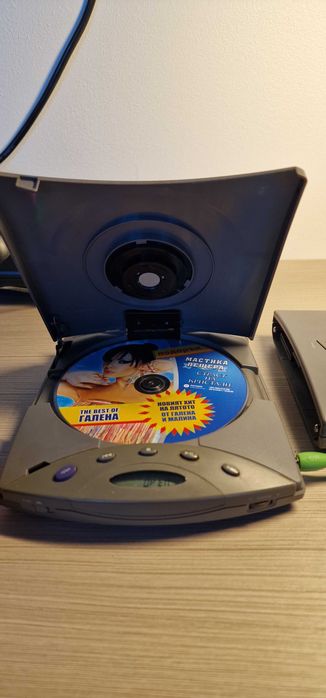 Ретро CD плейър и външно CD-ROM устройство Media Vision ReNo – работещо