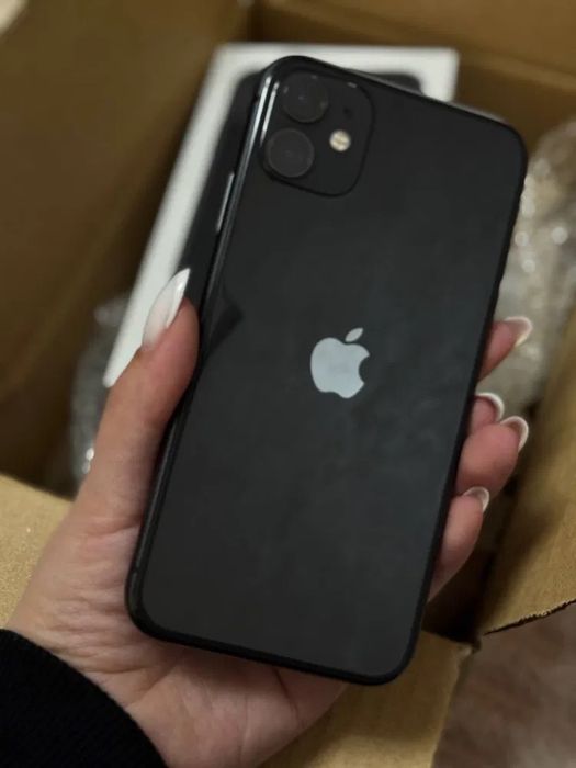 Продам iPhone 11 128Gb Айфон 11 128Гб