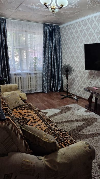 продам 2х ком. кв. в 7мкр