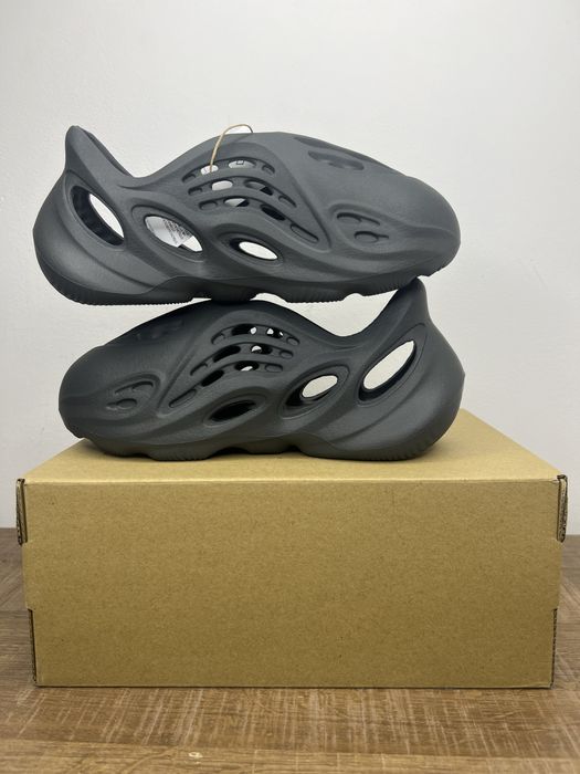 Adidas Yeezy Foam RNR Carbon - детски 34 номер