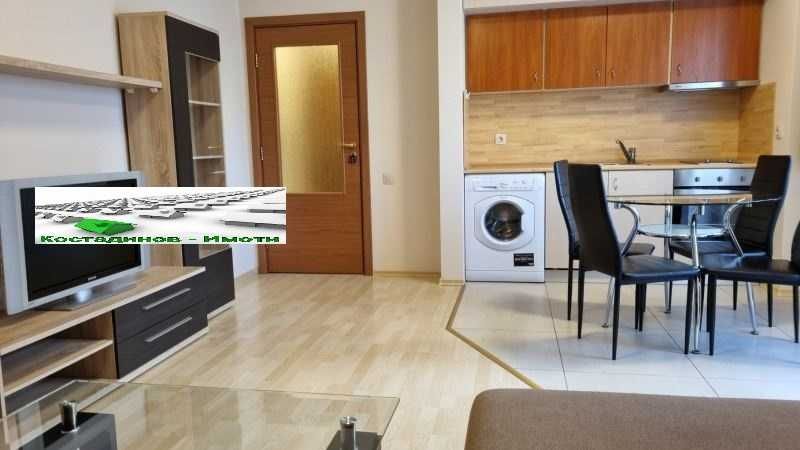 Дава се под наем Тристаен апартамент в Пловдив, Мараша - 100 кв.м за 600 € - Снимка #1