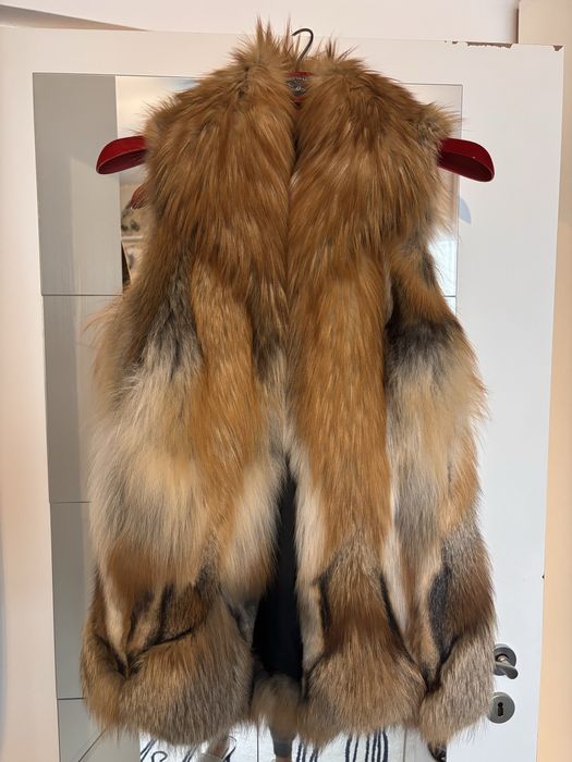 Vesta din blana de vulpe