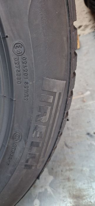 2 Anvelope Pirelli 205 60 R17 M+S . Dot 2018