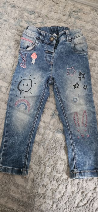 Продам вещи для девочки 2-3 г.