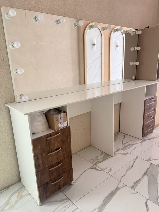 Зеркало с подсветкой