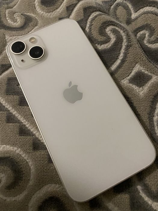 Продам iPhone 13