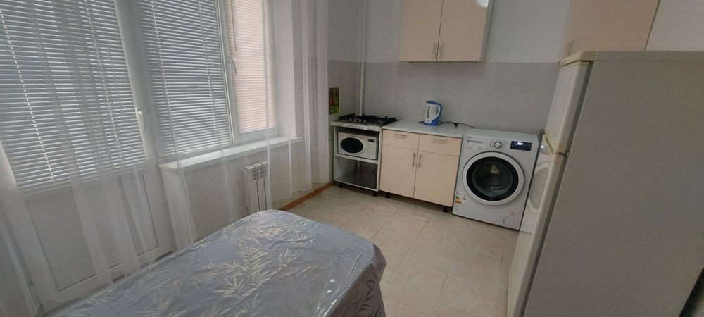 Квартира посуточно и  на часы 2000