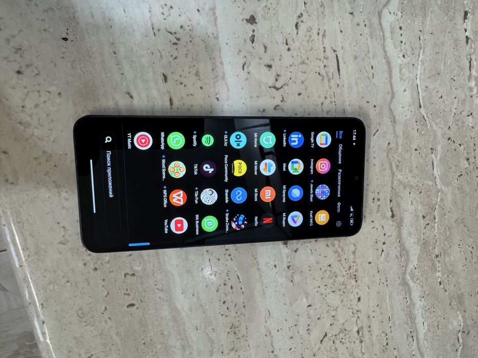 Продам Poco C75 6/128