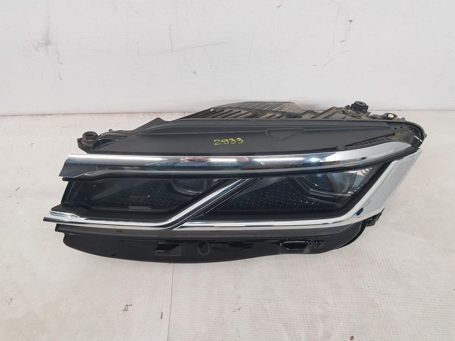 Far stanga full led VW Touareg dupa 2018