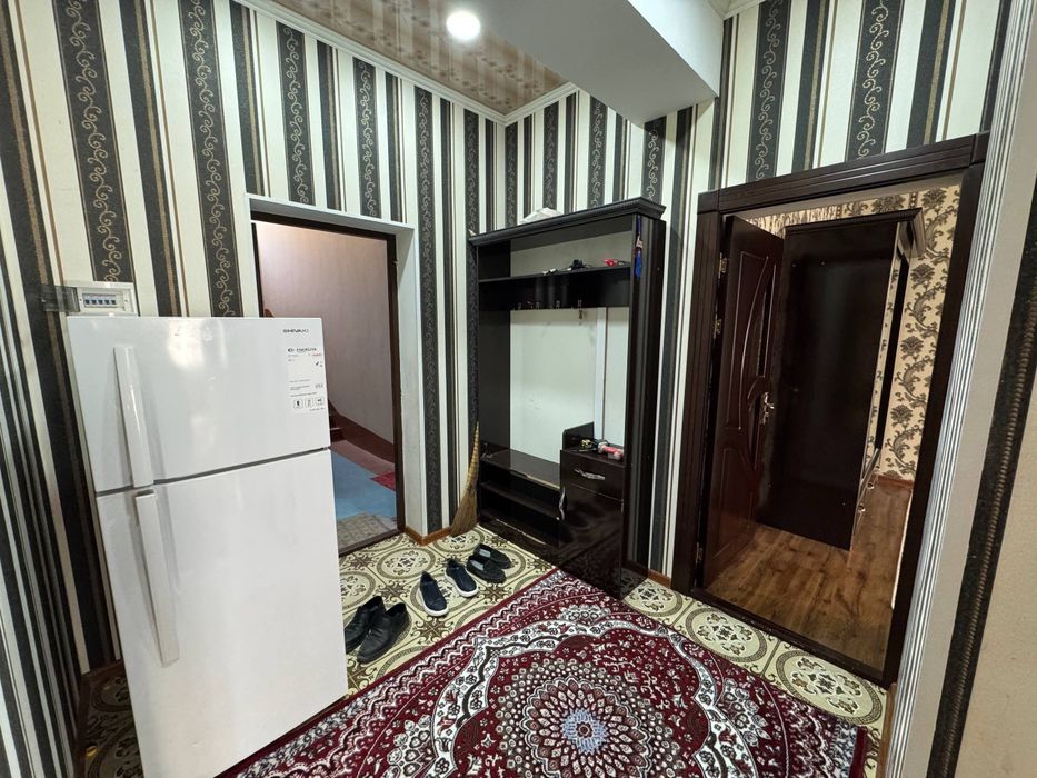 Динамо калцо томонда жойлашган 2 хонали квартира ижарага берилади