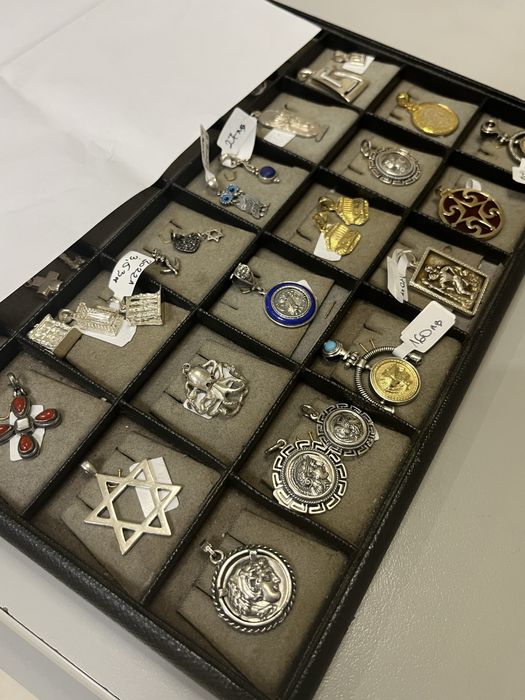 Различни видове висулки