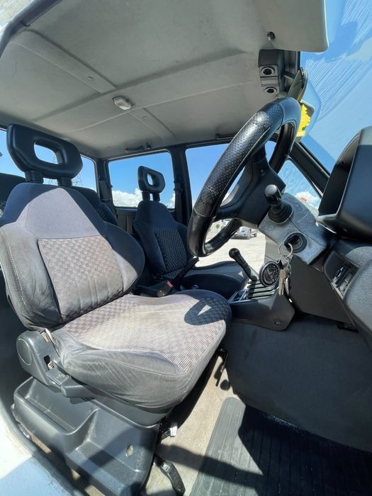 Suzuki Vitara JLX 1.6 4x4 – Raptor – Revopsită Integral – Stare Foarte Bună