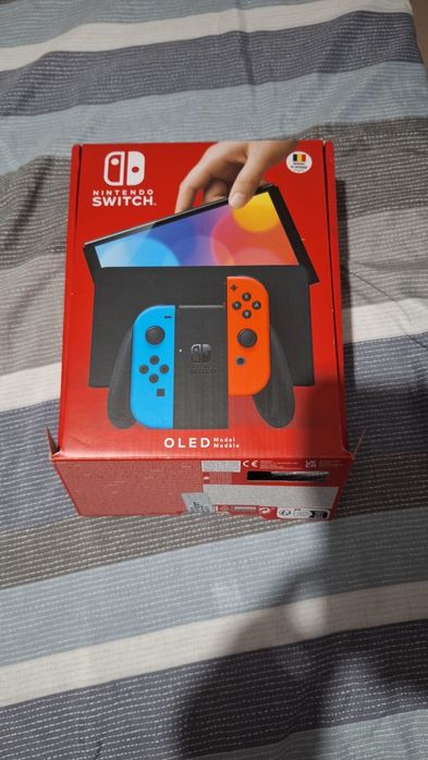 Nintendo Switch pachet complet second hand + Cutie OLED