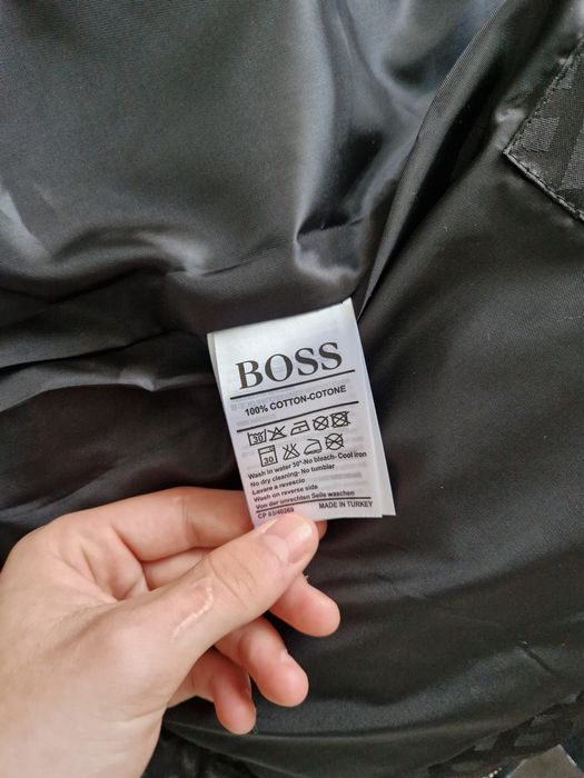 Geaca BOSS nouă marimea S