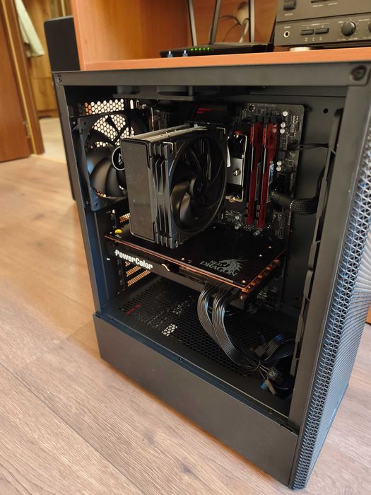Ryzen 3600, Rx 5700xt, 16gb, 500gb