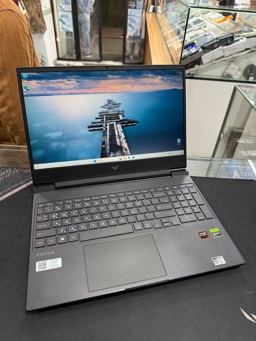 HP Victus Geming