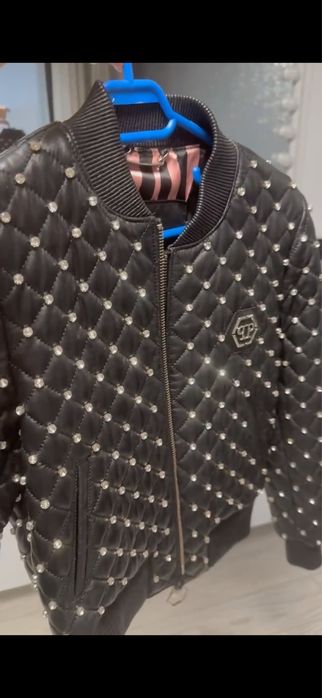 Geaca din piele naturală