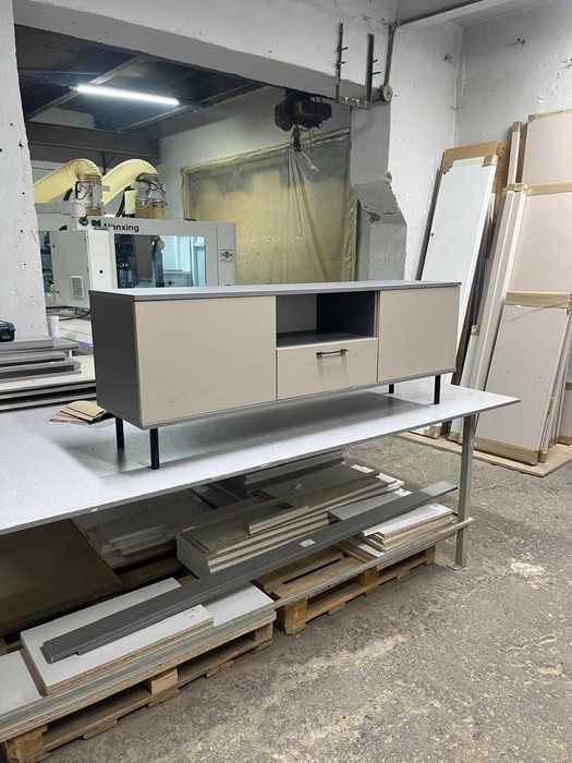 Тумба под тв новые напрямую с цеха   в наличий Самовывоз