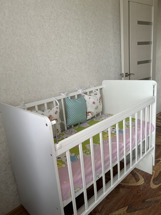 Продам детскую кроватку