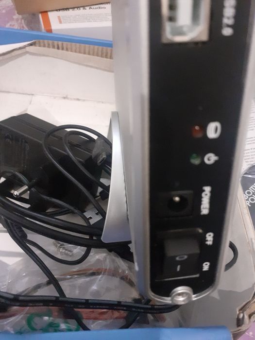 Vând carcasă ext. De aluminiu  USB.Nou