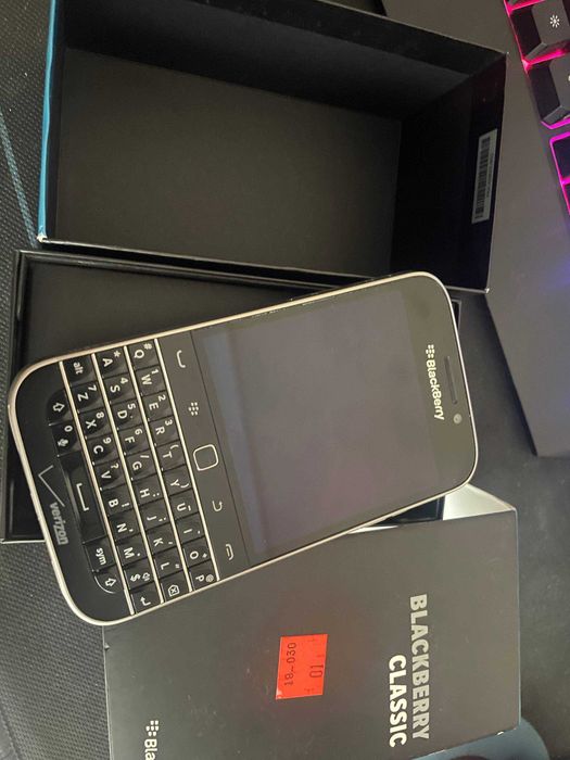 НОВЫЙ BlackBerry Classic (Q20) — Сенсор + Кнопки, в коллекцию
