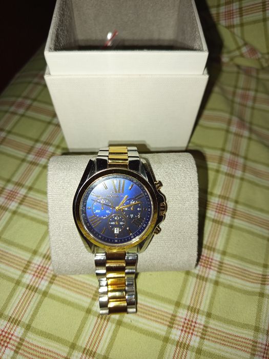 Продам часы Michael Kors!