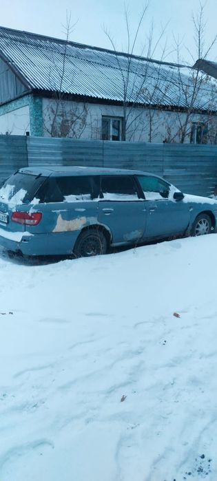 Ниссан Авенир 2000 год(разбор)