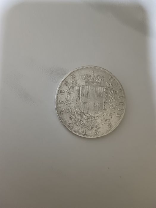 19 monede de argint. 1400 lei