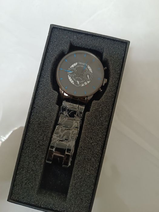 Элегантные часы Geneva – идеальный подарок!