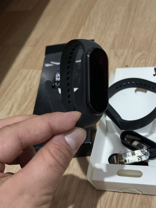 Smartwatch Mi Band 6 defecte la cutie ( retururi )