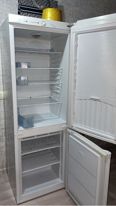 Холодильник сатылады