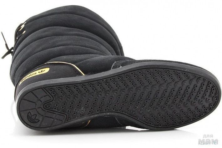 сапожки Adidas Northern Leather.