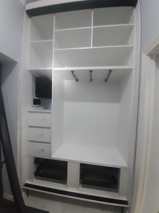 Разобрать мебель и собрать